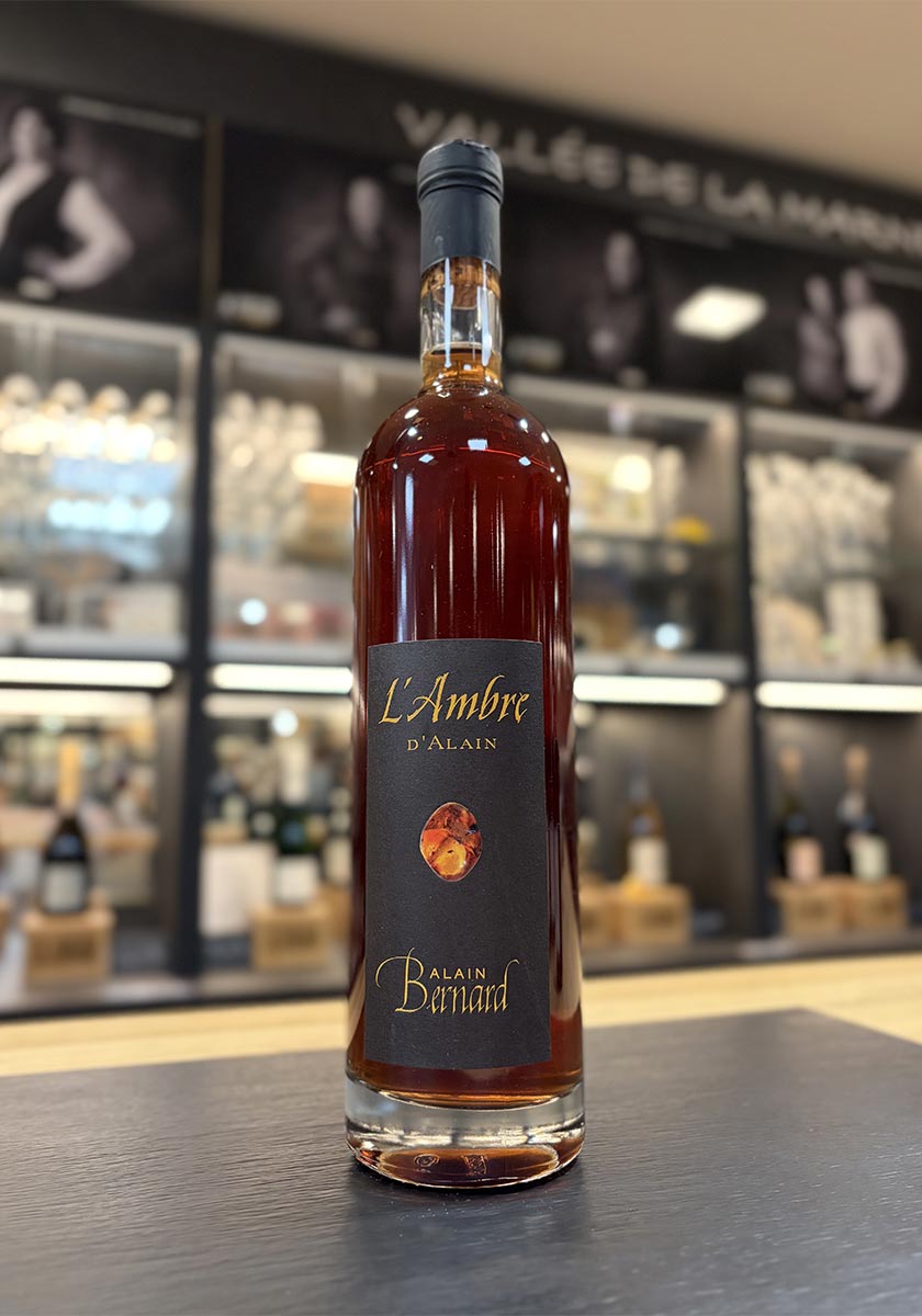 Ratafia-L'ambre-Alain-Bernard L'Ambre d'Alain – Image 1